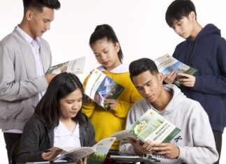 Print books or e-books? Rex Education believes in the complementing benefits of digital and printed learning materials in the new normal