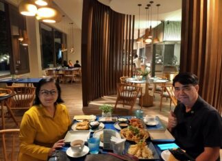 EastWest Rewards Cardholders with a luxurious beach staycation